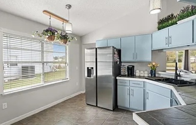 3114 DELLCREST PL