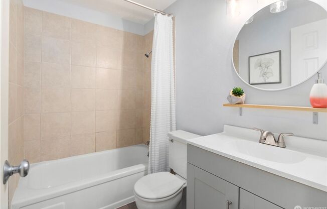 2 beds, 2 baths, $2,095, Unit #1106