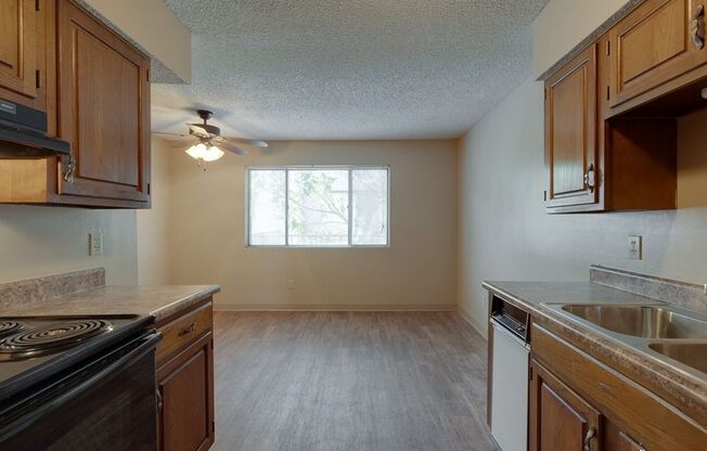 1 bed, 1 bath, 836 sqft, $850, Unit 104-9003