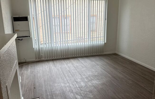 Studio, 1 bath, $1,675, Unit 10