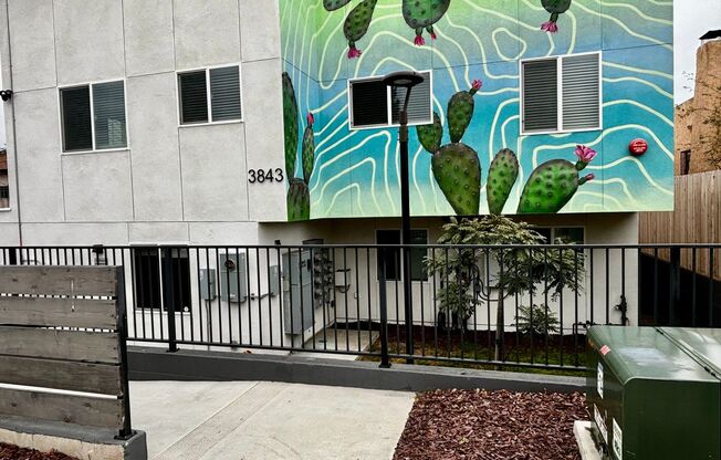 Newly Renovated 1 Bed/1 Bath