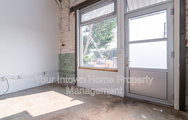 1661 LA FRANCE ST NE