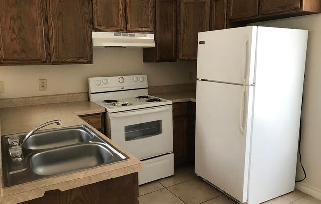 1 bed, 1 bath, 679 sqft, $995, Unit Villa Dorada 9