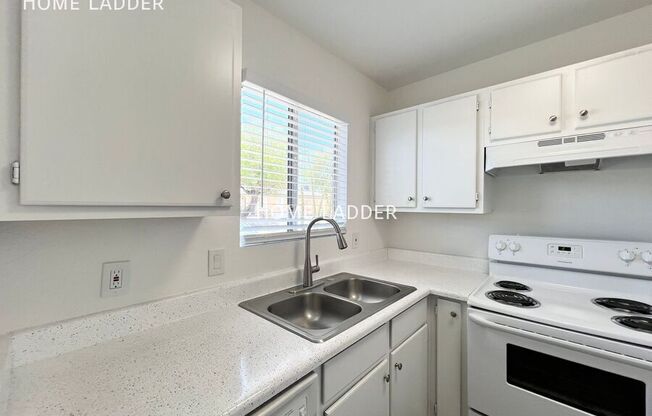 440 E FLORENCE HTS DR