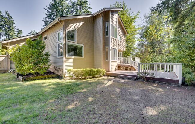 Updated 4 bed 2.5 bath in Sammamish!