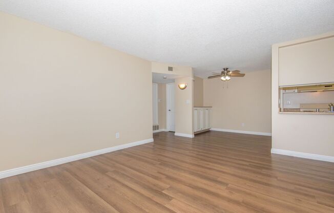 Stop by today at the 1 bed / 1 bath of your dreams! 700 Sq Ft!