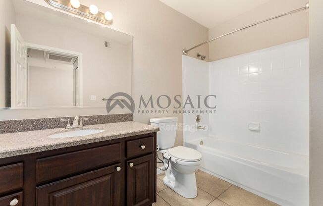 2 beds, 2 baths, 1,010 sqft, $1,600, Unit 1046