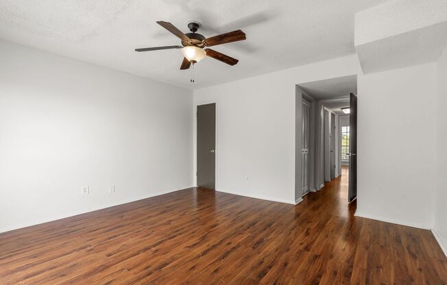 2 beds, 1.5 baths, 957 sqft, $1,497, Unit 1729E