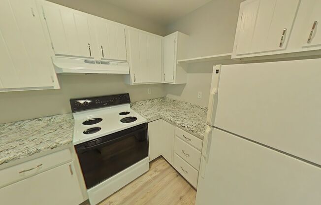 2 beds, 1 bath, 895 sqft, $1,500