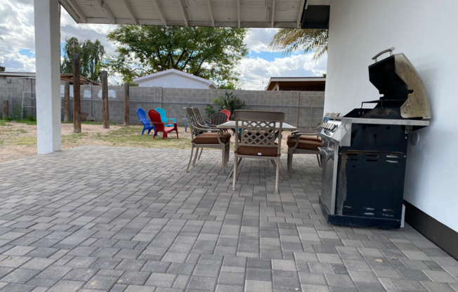 1401 S 112 DR