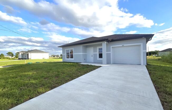 Brand-New 2/2/1 -SW Lehigh Acres-See this one TODAY!