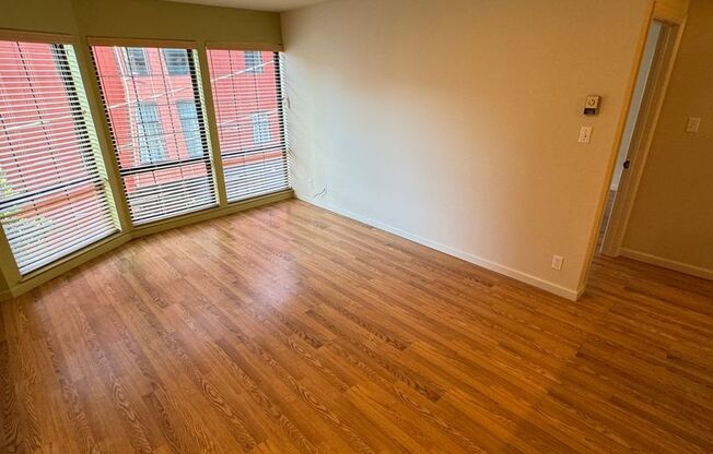 1 bed, 1 bath, 680 sqft, $2,495, Unit 201