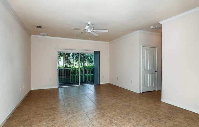 Unfurnished Living Area at Yacht Club, Bradenton