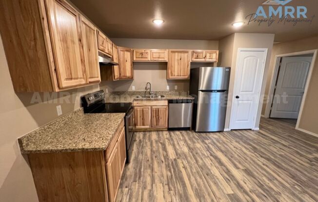 3 beds, 2 baths, $1,399