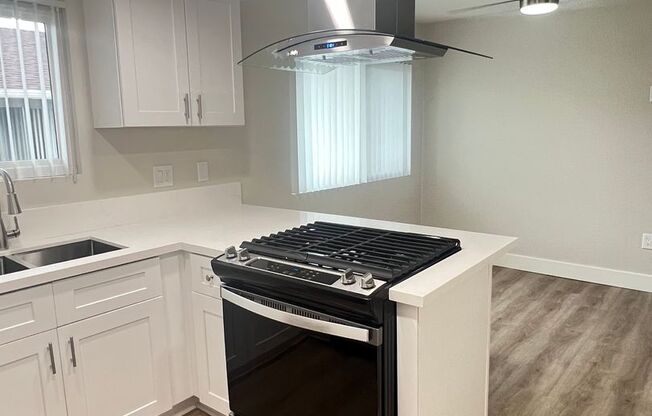 1400 Estate Dr