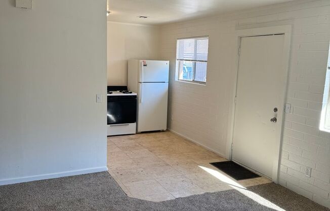 2 beds, 1 bath, $1,500