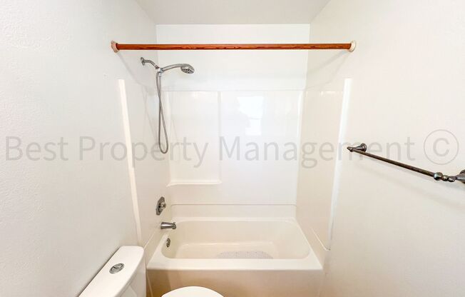 2 beds, 2.5 baths, $3,195