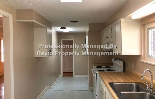 3 beds, 1 bath, $1,495