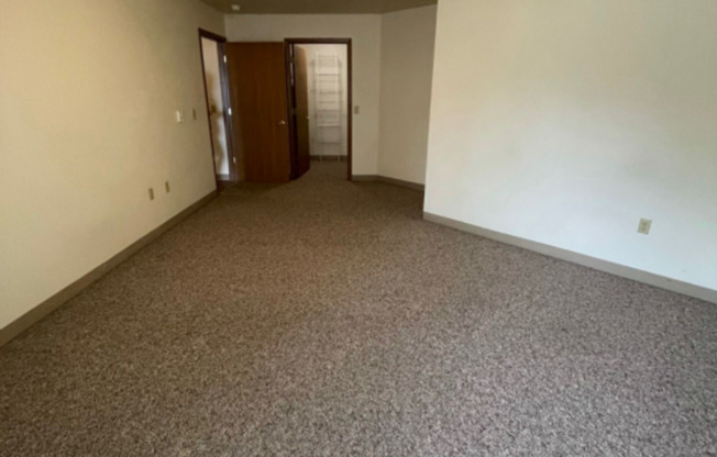 2 beds, 1 bath, 1,000 sqft, $925, Unit TE218X-101