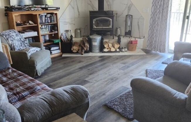 Modern Mountain Home with Massive Heated Barn – Built 2018