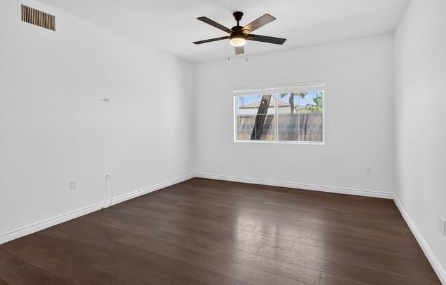 3 beds, 2 baths, $1,680, Unit # 1208
