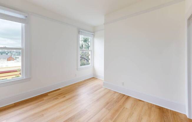 402 DUBOCE AVE
