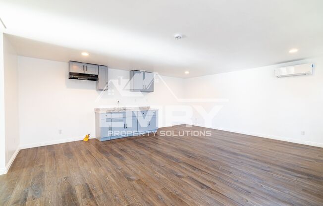 6160 Otis Ave Huntington Park CA 90255