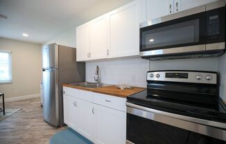 1 bed, 1 bath, 700 sqft, $2,600