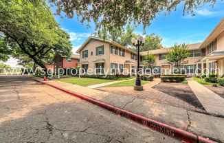 4721 BRADFORD DR
