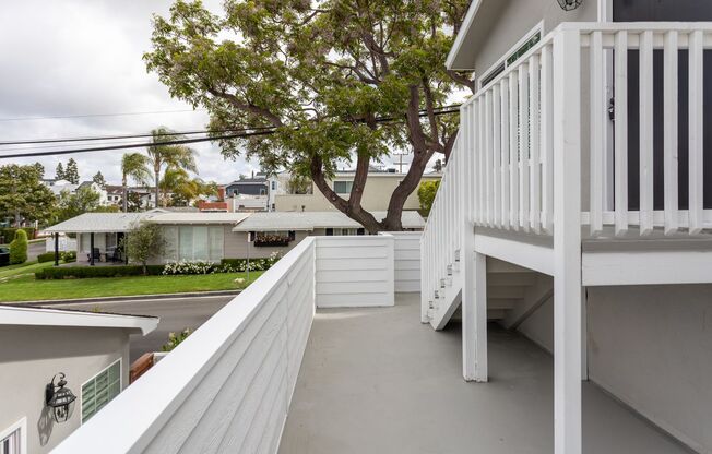 520.5 Poinsettia Ave.