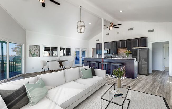 4012 Tennis Club Road