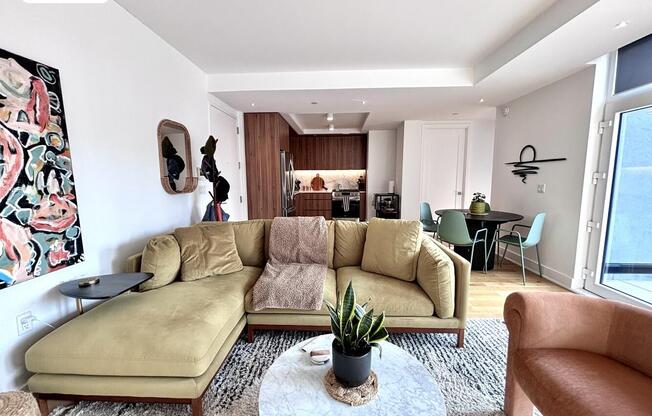 2 beds, 2 baths, $5,425, Unit 702