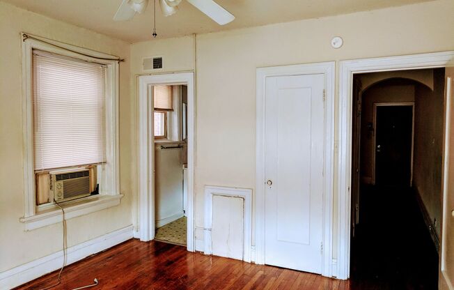 1 bed, 1 bath, $1,195, Unit Apt. 06