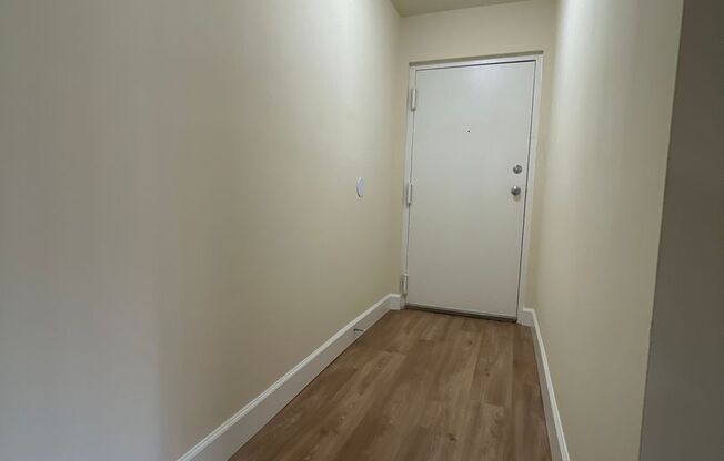 1 bed, 1 bath, 745 sqft, $1,750, Unit 14215 #203