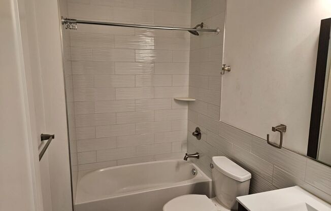 1 bed, 1 bath, 590 sqft, $1,283, Unit 2E