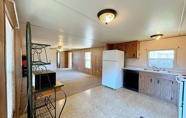 2 Bedroom Trailer in Port Allen- Great Location