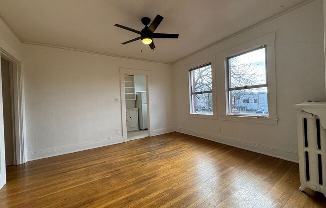 1 bed, 1 bath, 500 sqft, $1,745, Unit 210