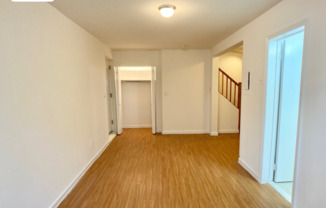 1 bed, 1.5 baths, 700 sqft, $2,500, Unit 1A