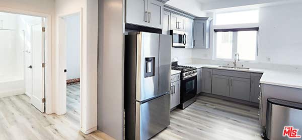 1224 N ALEXANDRIA AVE