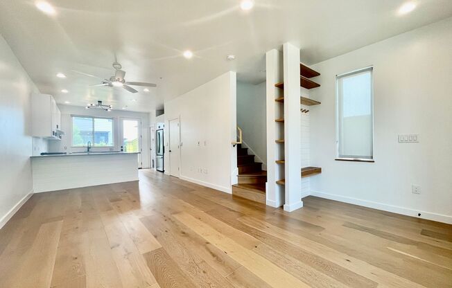Modern High-End Townhome!