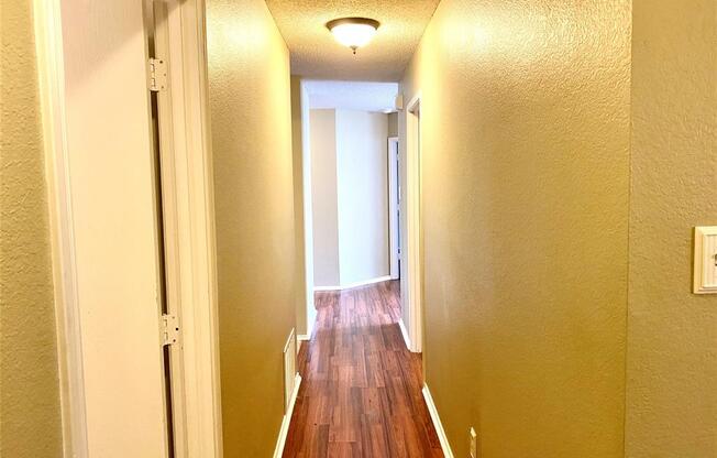 1416 LONESOME DOVE TRL