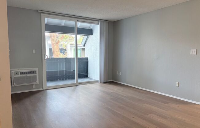 2 beds, 2 baths, 950 sqft, $3,190, Unit P228