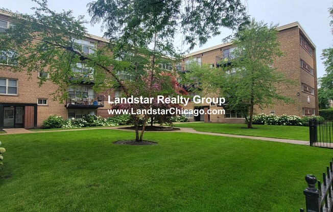 2538 W FITCH AVE