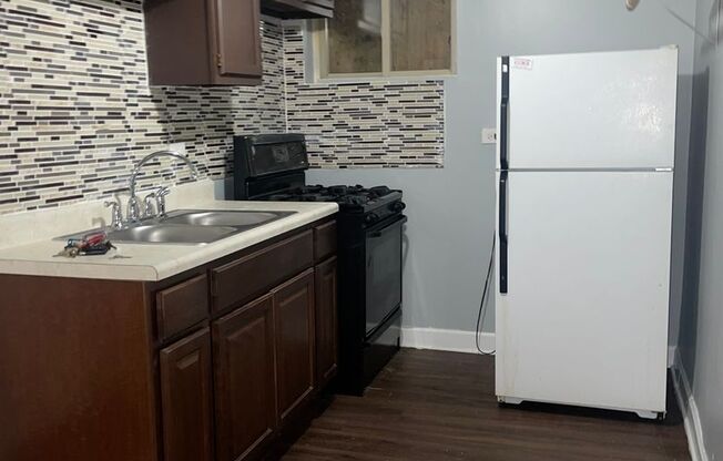 3001-09 W. 19th