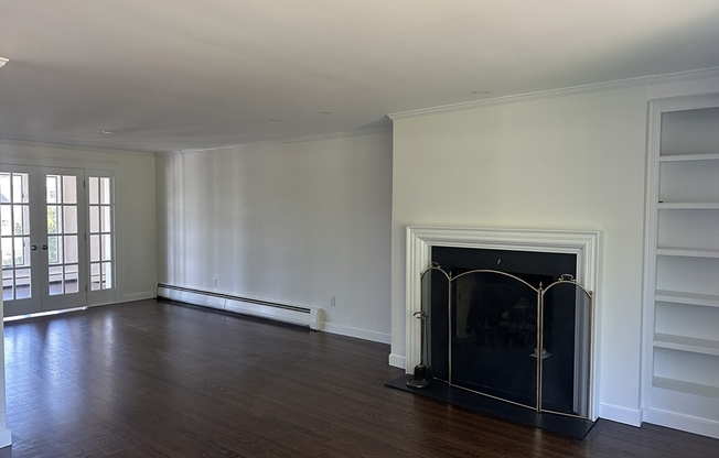 446 DUDLEY RD