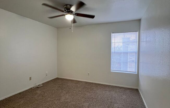 1 bed, 1 bath, 660 sqft, $1,000, Unit 116