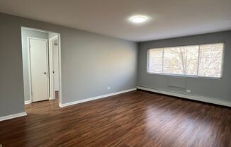 2 beds, 1 bath, $1,600, Unit 7000-3B