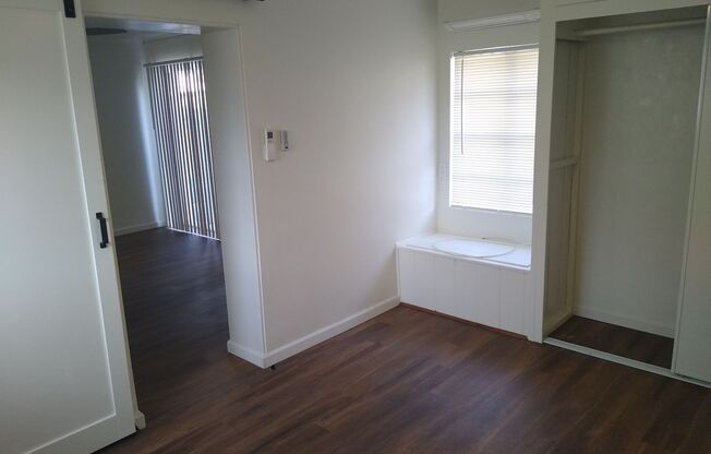 1 bed, 1 bath, 550 sqft, $936, Unit 421