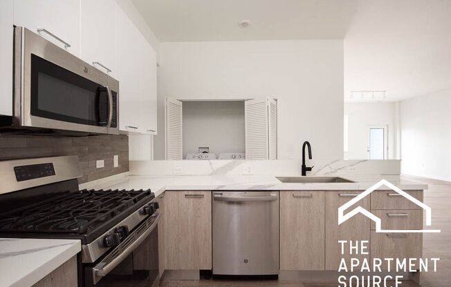 3 beds, 2 baths, $3,595, Unit 406