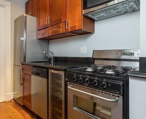 1 bed, 1 bath, $3,995, Unit 11